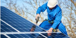 Installation Maintenance Panneaux Solaires Photovoltaïques à Regat